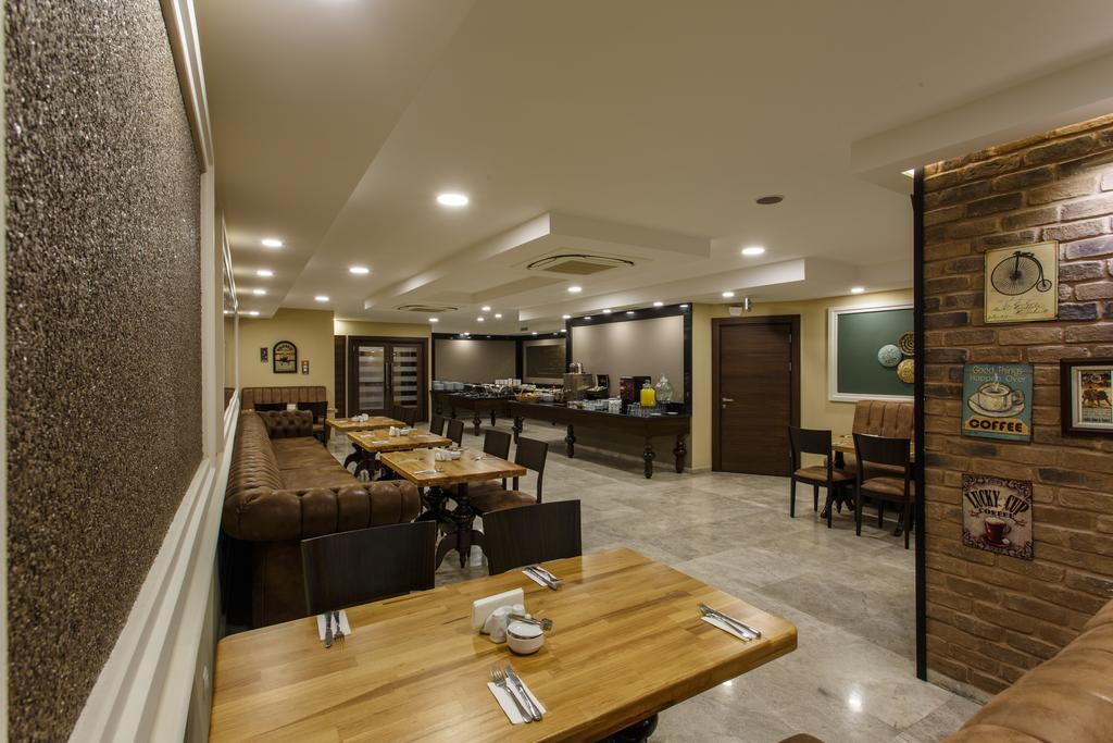 Antroyal Hotel Antalya Eksteriør billede