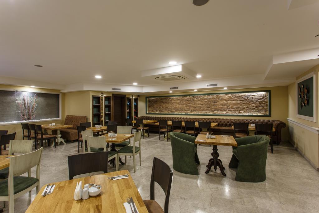Antroyal Hotel Antalya Eksteriør billede