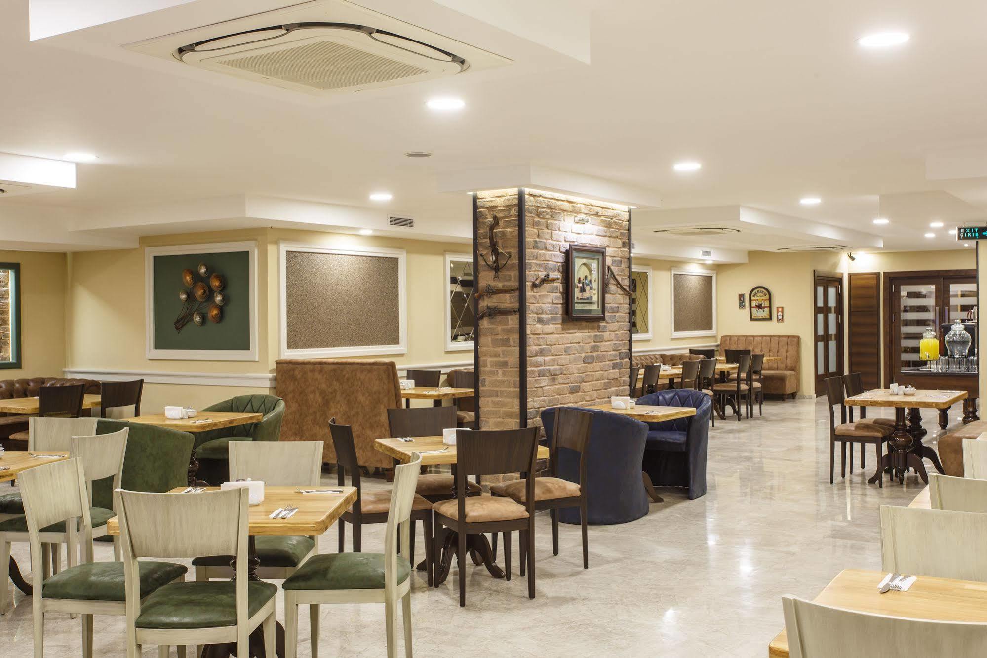 Antroyal Hotel Antalya Eksteriør billede