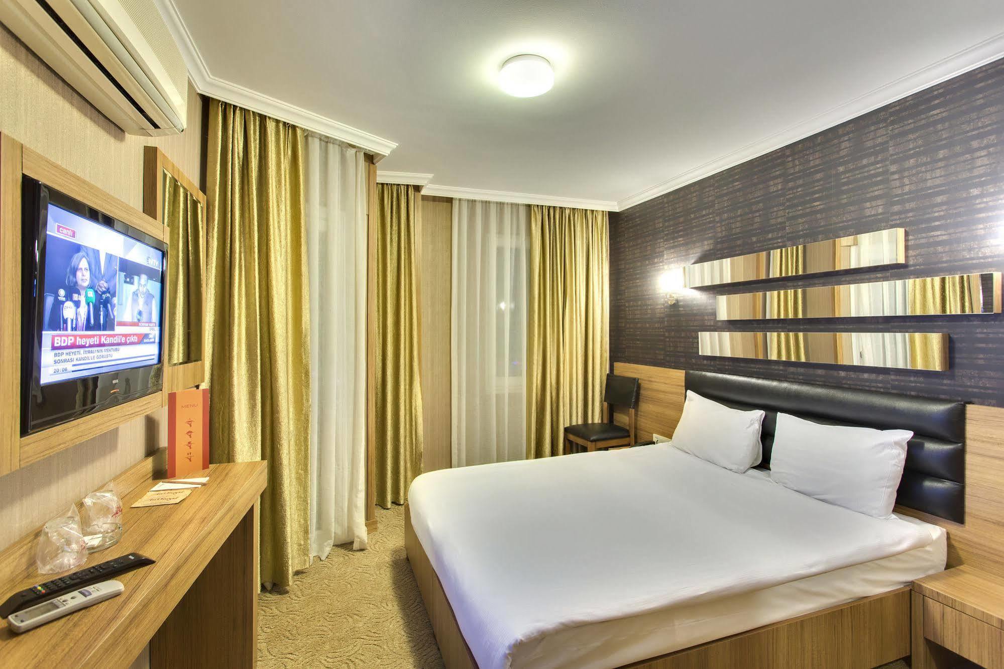 Antroyal Hotel Antalya Eksteriør billede
